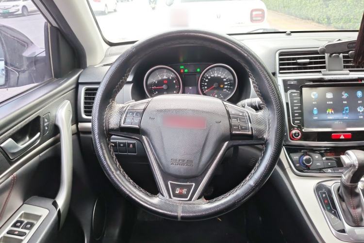 Used Haval H6 2015 Sport Edition 1.5T Automatic Two-Wheel Drive Luxury Model Steering Wheel