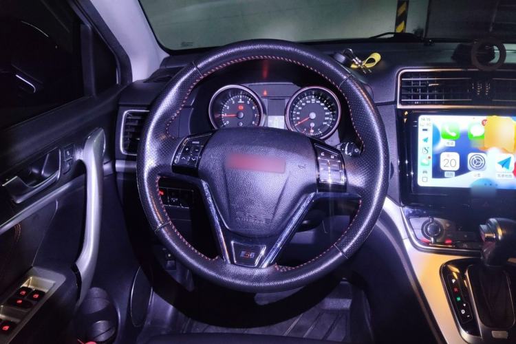 Used Haval H6 2015 Sport Edition 1.5T Automatic Two-Wheel Drive Luxury Model Steering Wheel