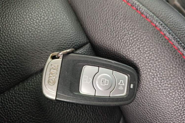 Used Haval H6 2015 Upgraded Model 1.5T Manual Two-Wheel Drive Elite Version Vehicle Key