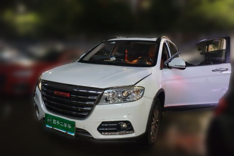 Used Haval H6 2015 Sport Edition 1.5T Automatic Two-Wheel Drive Luxury Model Guazi used car, China used car export, Used car for sale, Used Haval cars, Cheapest cars for sale