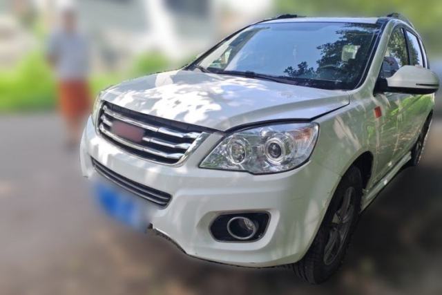 Ojetý Haval H6 2015 Upgraded Model 1.5T Manual Two-Wheel Drive Elite Version
