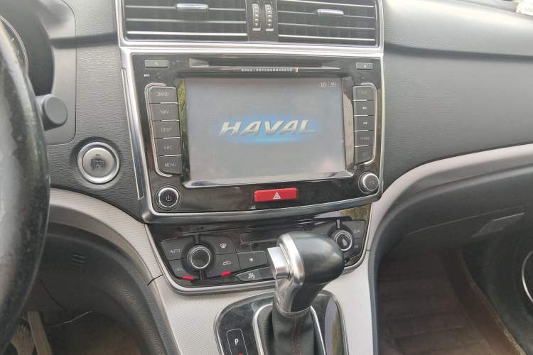 Used Haval H6 2015 Sport Edition 1.5T Automatic Two-Wheel Drive Luxury Model Audio And AC Panel