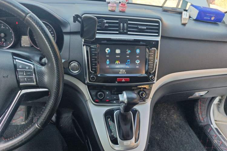 Used Haval H6 2015 Sport Edition 1.5T Automatic Two-Wheel Drive Luxury Model Audio And AC Panel