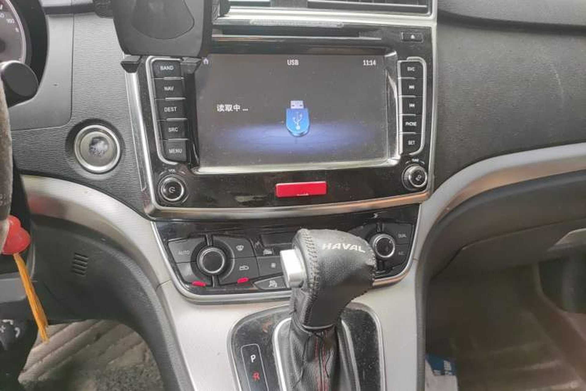 Used Haval H6 2015 Sport Edition 1.5T Automatic Two-Wheel Drive Luxury Model Audio And AC Panel