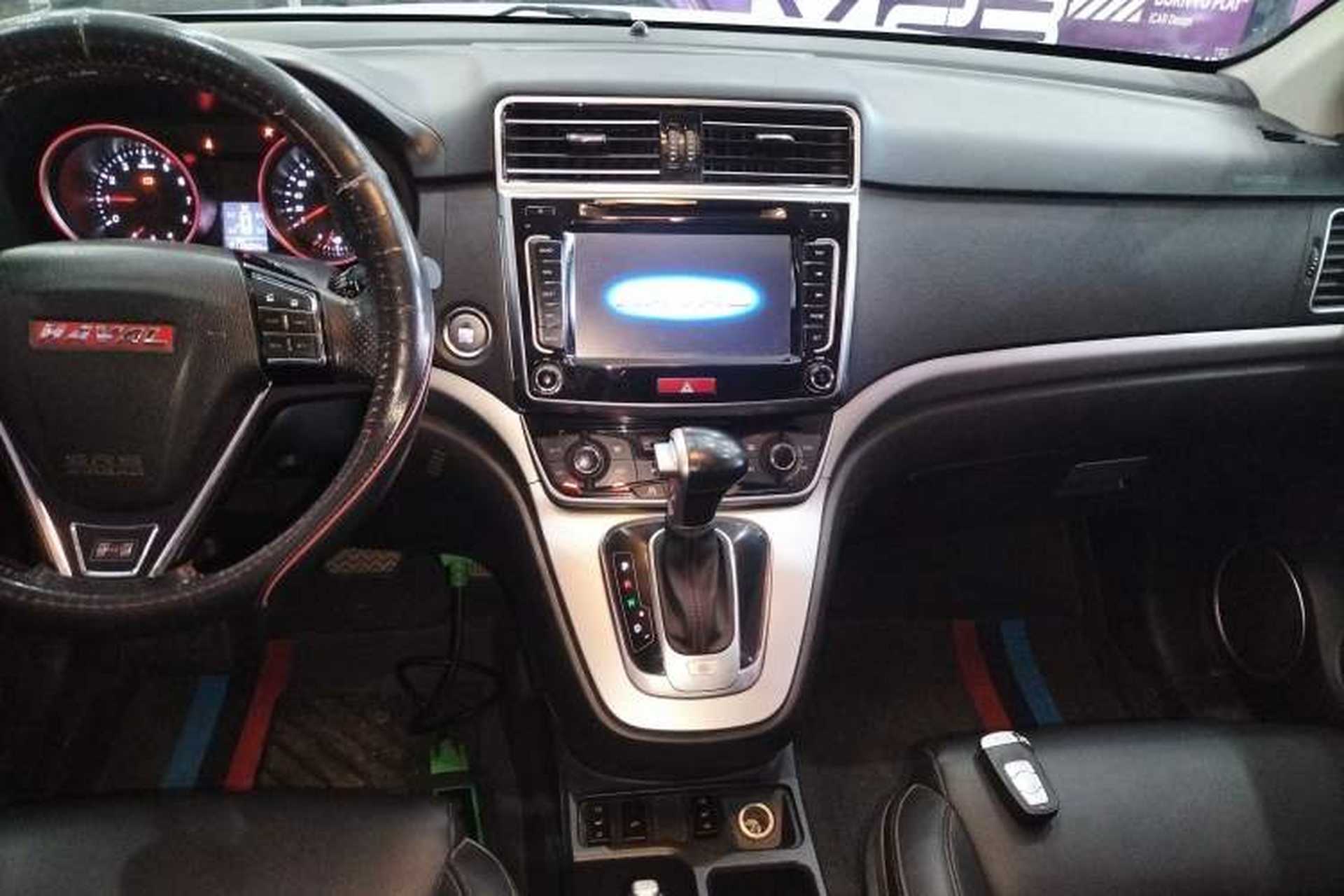 Used Haval H6 2015 Sport Edition 1.5T Automatic Two-Wheel Drive Luxury Model Audio And AC Panel