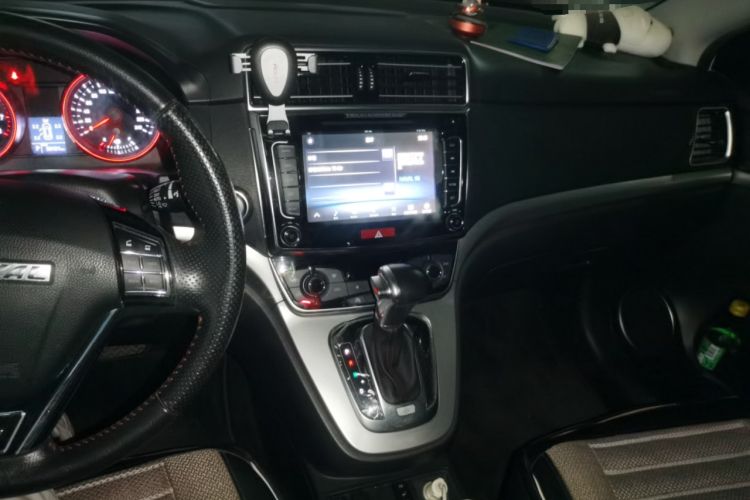 Used Haval H6 2015 Sport Edition 1.5T Automatic Two-Wheel Drive Luxury Model Audio And AC Panel