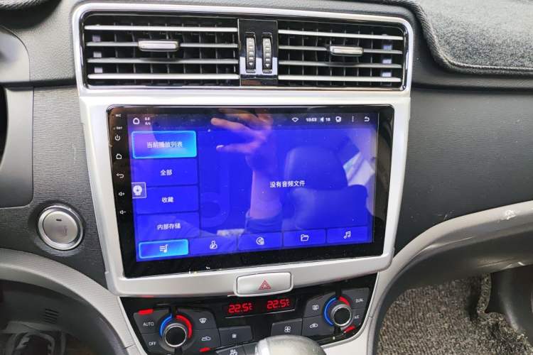 Used Haval H6 2015 Sport Edition 1.5T Automatic Two-Wheel Drive Luxury Model Audio And AC Panel