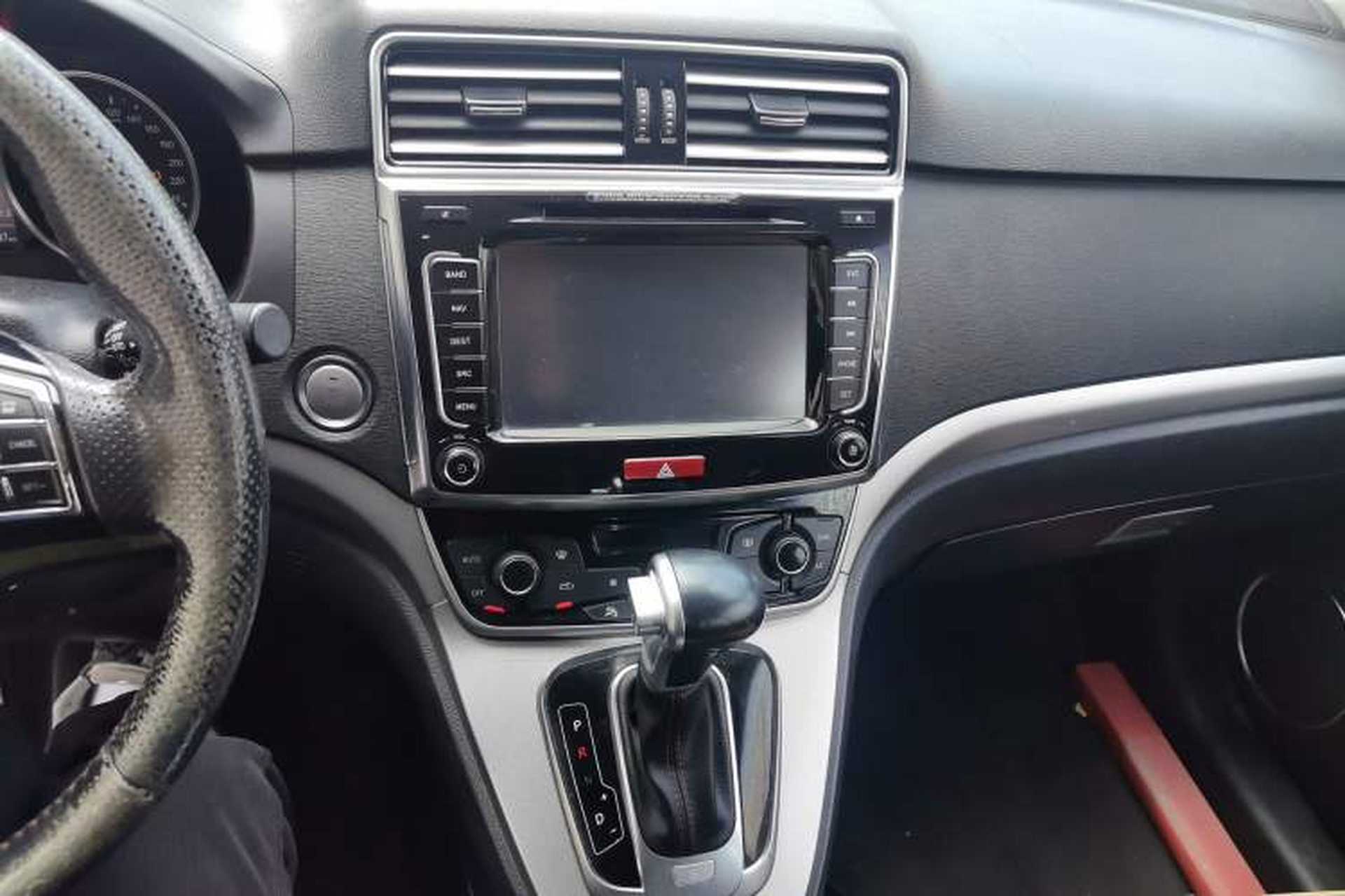 Used Haval H6 2015 Sport Edition 1.5T Automatic Two-Wheel Drive Luxury Model Audio And AC Panel