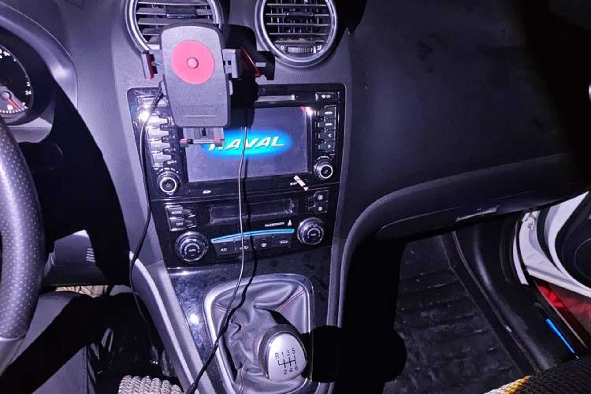 Used Haval H6 2015 Upgraded Model 1.5T Manual Two-Wheel Drive Elite Version Audio And AC Panel