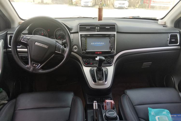 Used Haval H6 2015 Sport Edition 1.5T Automatic Two-Wheel Drive Luxury Model Center Console