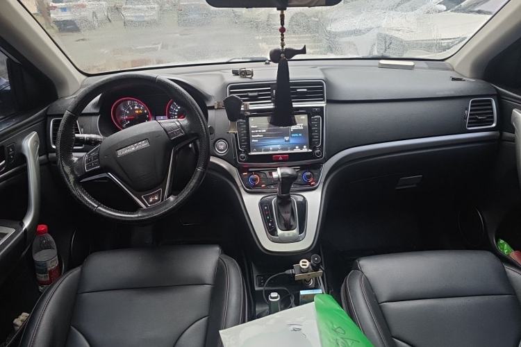 Used Haval H6 2015 Sport Edition 1.5T Automatic Two-Wheel Drive Luxury Model Center Console