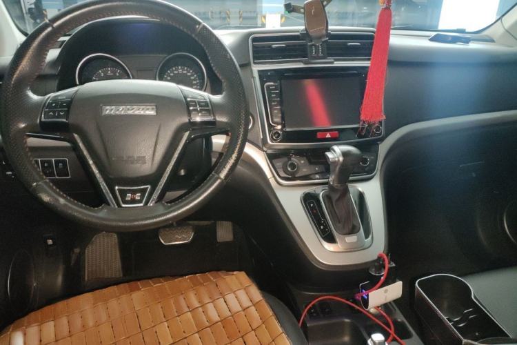 Used Haval H6 2015 Sport Edition 1.5T Automatic Two-Wheel Drive Luxury Model Center Console