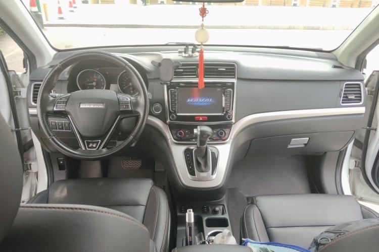 Used Haval H6 2015 Sport Edition 1.5T Automatic Two-Wheel Drive Luxury Model Center Console