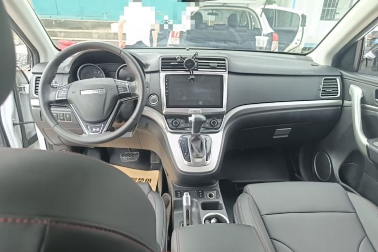 Used Haval H6 2015 Sport Edition 1.5T Automatic Two-Wheel Drive Luxury Model Center Console