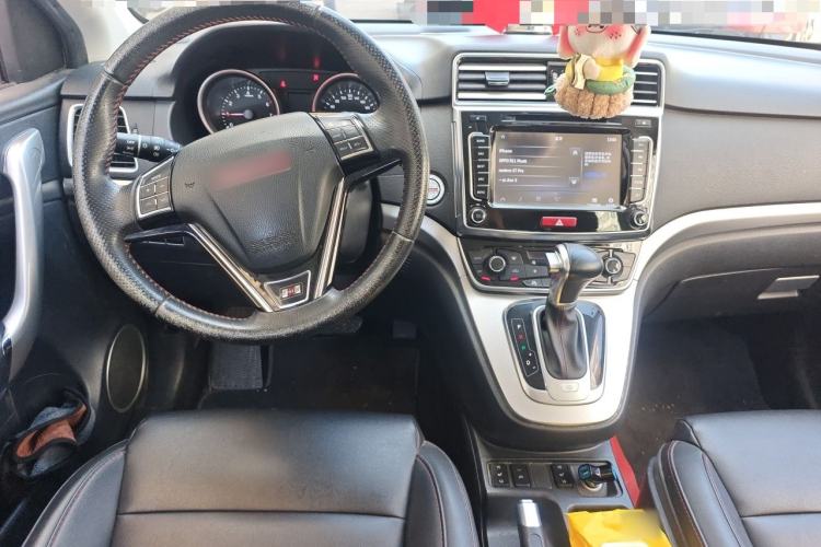 Used Haval H6 2015 Sport Edition 1.5T Automatic Two-Wheel Drive Luxury Model Center Console