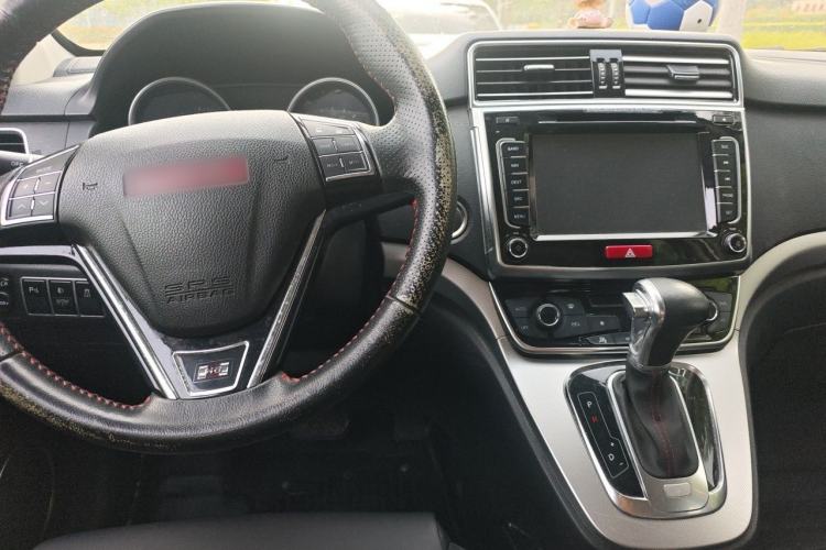 Used Haval H6 2015 Sport Edition 1.5T Automatic Two-Wheel Drive Luxury Model Center Console