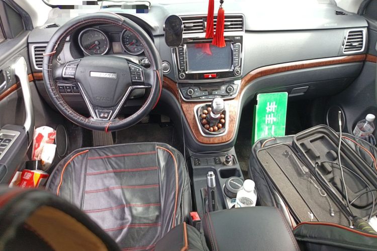 Used Haval H6 2015 Sport Edition 1.5T Manual Two-Wheel Drive Elite Model Center Console