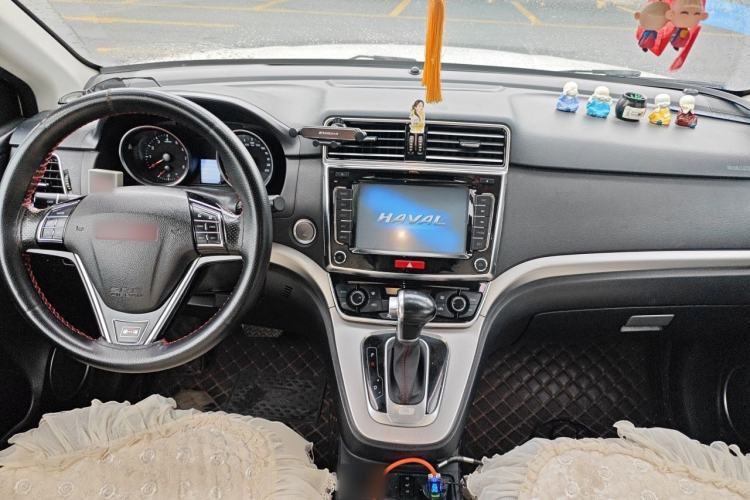 Used Haval H6 2015 Sport Edition 1.5T Automatic Two-Wheel Drive Luxury Model Center Console