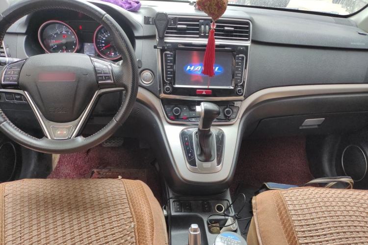 Used Haval H6 2015 Sport Edition 1.5T Automatic Two-Wheel Drive Luxury Model Center Console