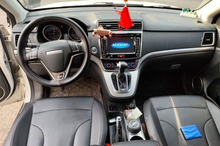 Used Haval H6 2015 Sport Edition 1.5T Automatic Two-Wheel Drive Luxury Model Center Console