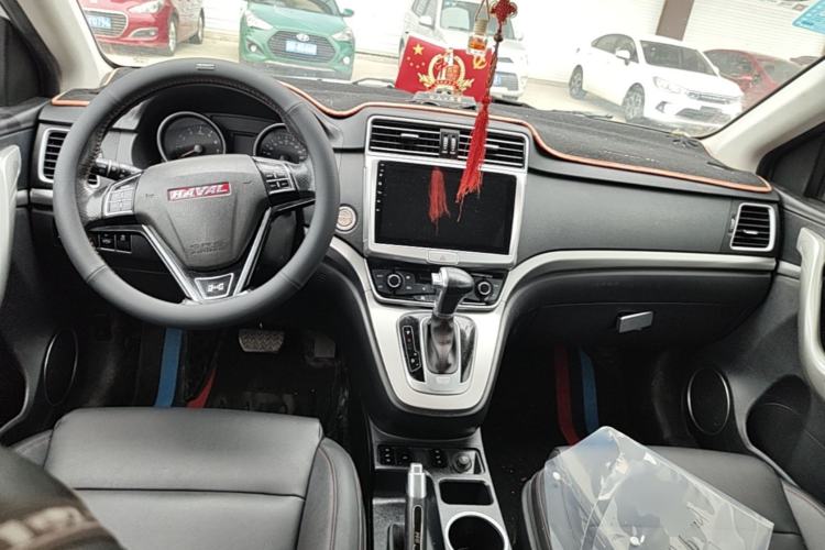 Used Haval H6 2015 Sport Edition 1.5T Automatic Two-Wheel Drive Luxury Model Center Console