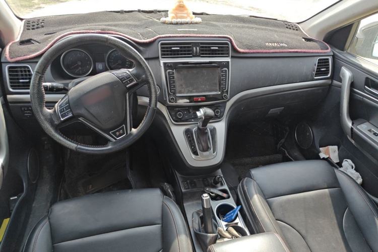 Used Haval H6 2015 Sport Edition 1.5T Automatic Two-Wheel Drive Luxury Model Center Console