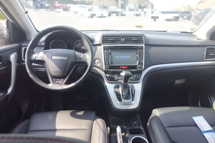 Used Haval H6 2015 Sport Edition 1.5T Automatic Two-Wheel Drive Luxury Model Center Console