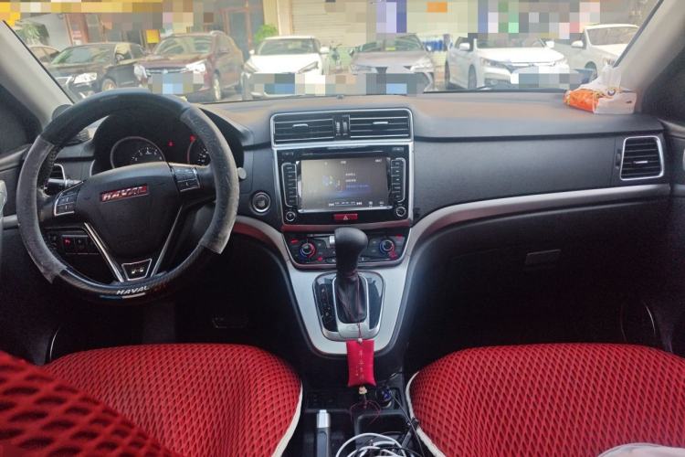 Used Haval H6 2015 Sport Edition 1.5T Automatic Two-Wheel Drive Luxury Model Center Console