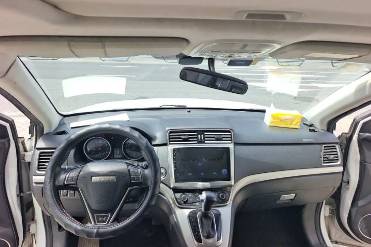 Used Haval H6 2015 Sport Edition 1.5T Automatic Two-Wheel Drive Luxury Model Center Console