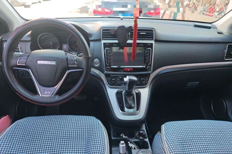 Used Haval H6 2015 Sport Edition 1.5T Automatic Two-Wheel Drive Luxury Model Center Console