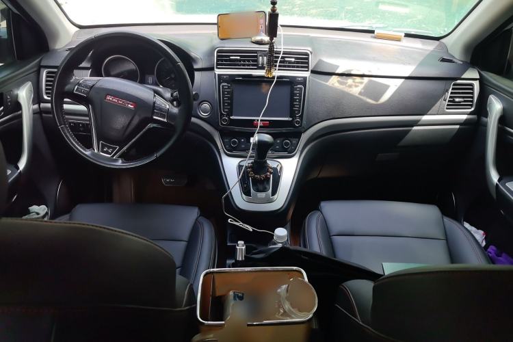 Used Haval H6 2015 Sport Edition 1.5T Automatic Two-Wheel Drive Luxury Model Center Console