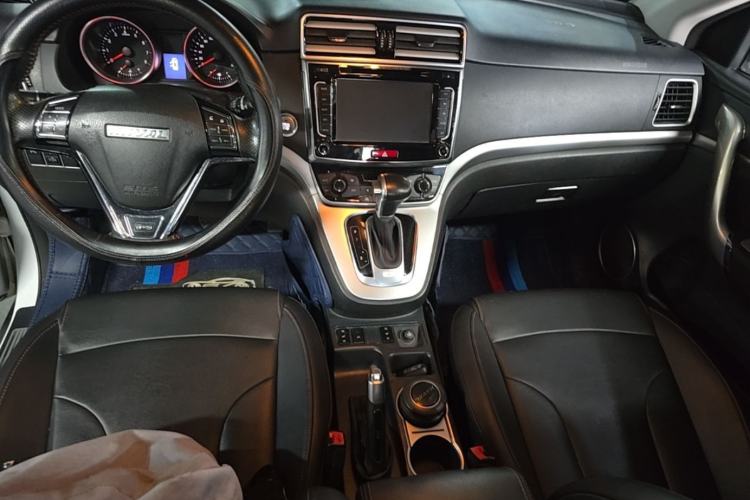 Used Haval H6 2015 Sport Edition 1.5T Automatic Two-Wheel Drive Luxury Model Center Console