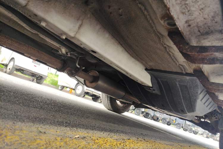 Used Haval H6 2015 Sport Edition 1.5T Manual Two-Wheel Drive Elite Model Chassis Front Left