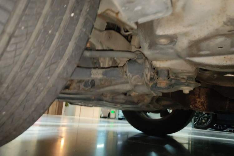 Used Haval H6 2015 Sport Edition 1.5T Manual Two-Wheel Drive Elite Model Chassis Front Right