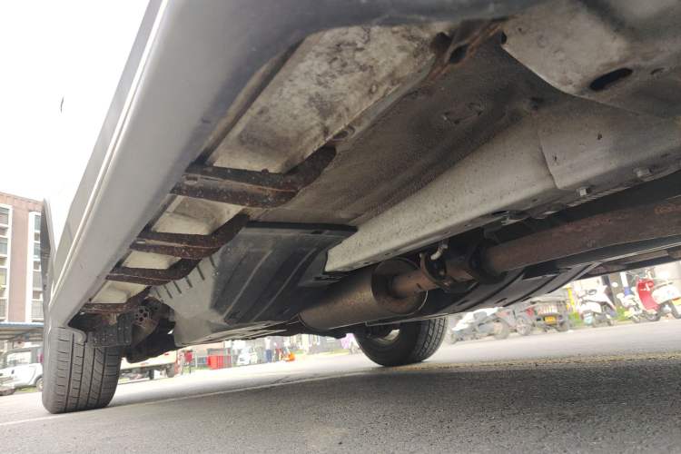 Used Haval H6 2015 Sport Edition 1.5T Manual Two-Wheel Drive Elite Model Chassis Front Right