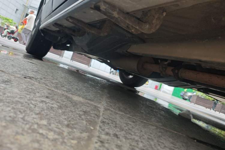 Used Haval H6 2015 Sport Edition 1.5T Manual Two-Wheel Drive Elite Model Chassis Front Right