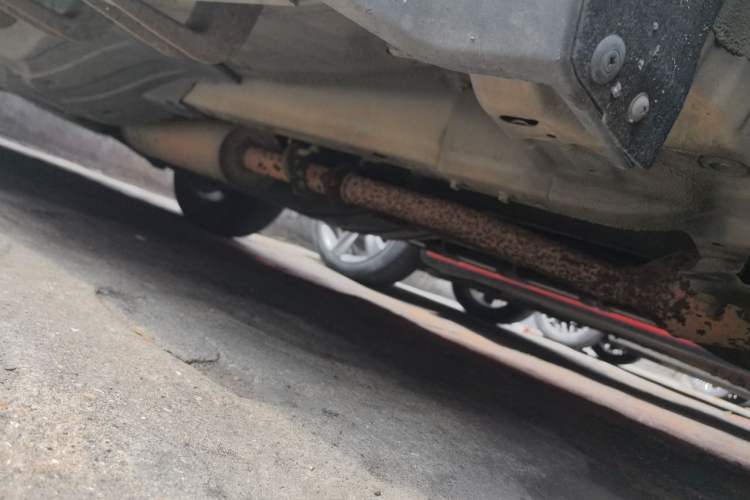 Used Haval H6 2015 Sport Edition 1.5T Manual Two-Wheel Drive Elite Model Chassis Front Right