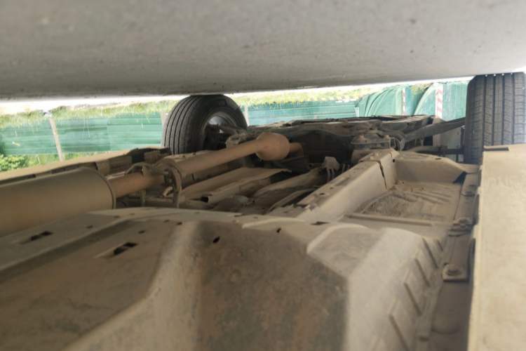 Used Haval H6 2015 Upgraded Model 1.5T Manual Two-Wheel Drive Elite Version Chassis Rear Left