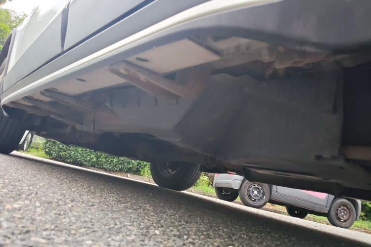 Used Haval H6 2015 Sport Edition 1.5T Automatic Two-Wheel Drive Luxury Model Chassis Rear Left
