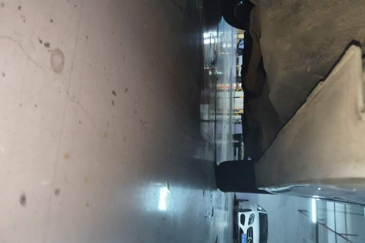 Used Haval H6 2015 Upgraded Model 1.5T Manual Two-Wheel Drive Elite Version Chassis Rear Right
