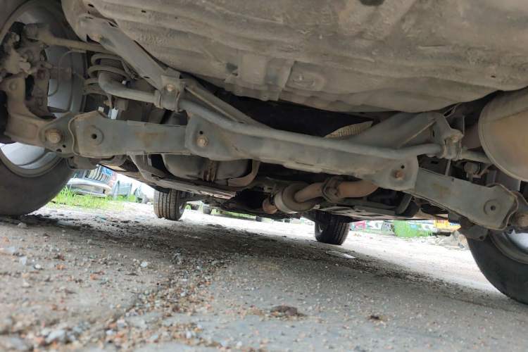 Used Haval H6 2015 Sport Edition 1.5T Manual Two-Wheel Drive Elite Model Chassis Rear