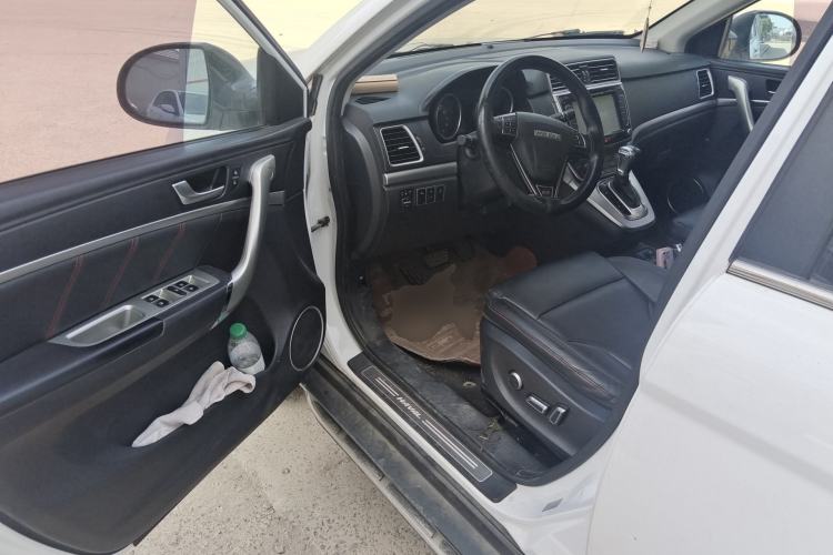 Used Haval H6 2015 Sport Edition 1.5T Automatic Two-Wheel Drive Luxury Model Driver Seat