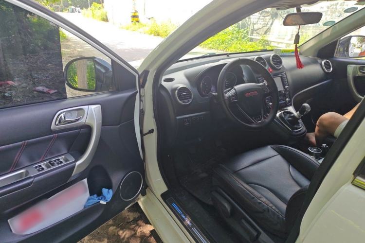 Used Haval H6 2015 Upgraded Model 1.5T Manual Two-Wheel Drive Elite Version Driver Seat