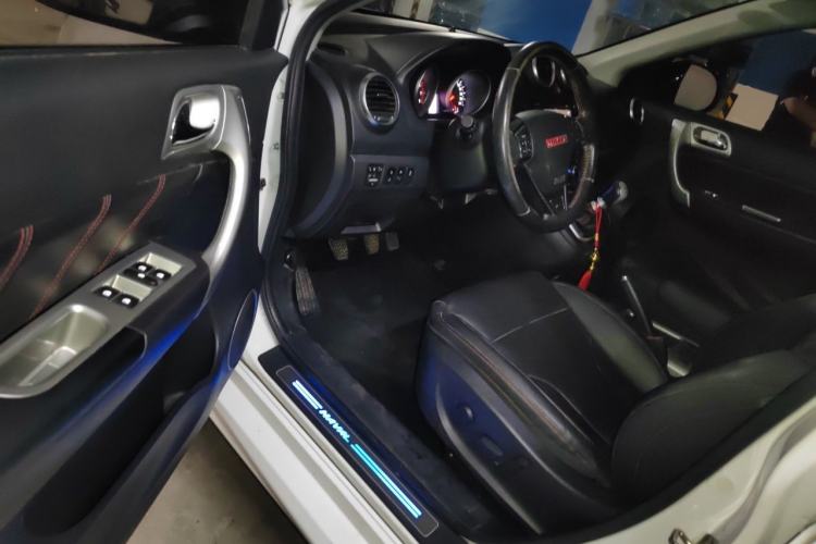 Used Haval H6 2015 Upgraded Model 1.5T Manual 4x4 Prestige Edition Driver Seat