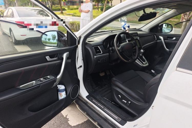 Used Haval H6 2015 Sport Edition 1.5T Automatic Two-Wheel Drive Luxury Model Driver Seat