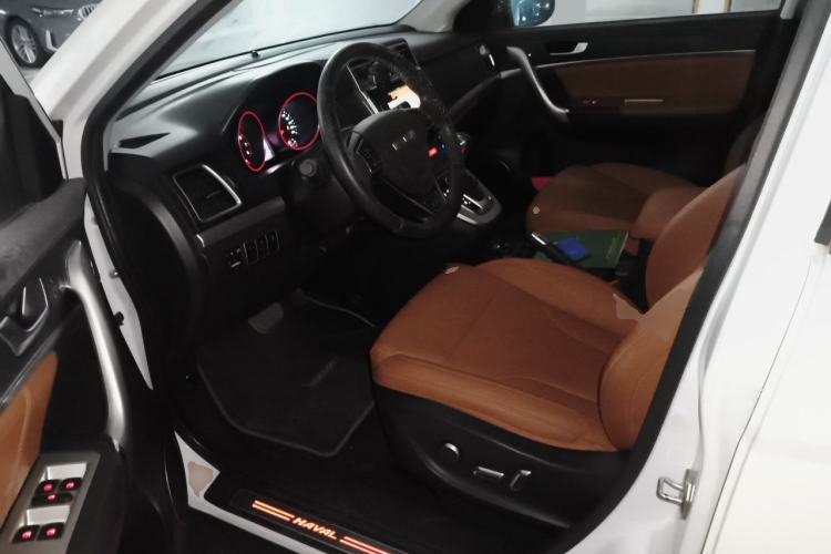 Used Haval H6 2015 Sport Edition 1.5T Automatic Two-Wheel Drive Luxury Model Driver Seat