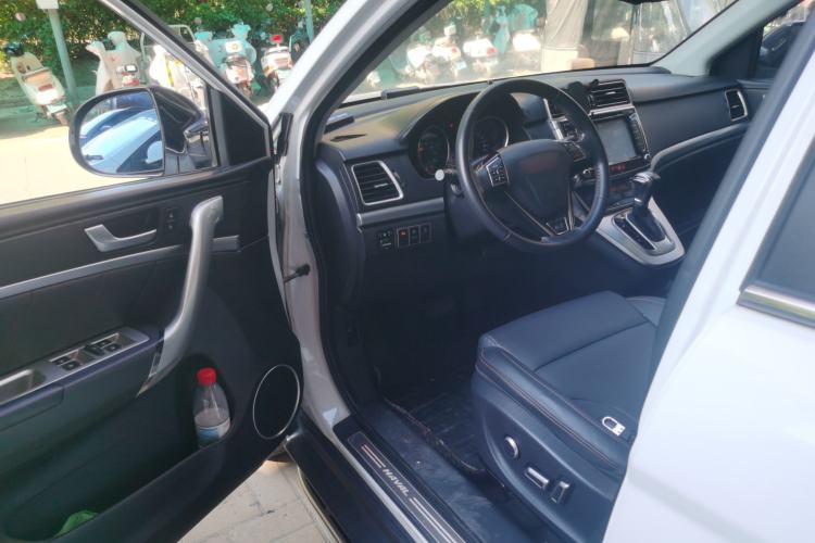 Used Haval H6 2015 Sport Edition 1.5T Automatic Two-Wheel Drive Luxury Model Driver Seat