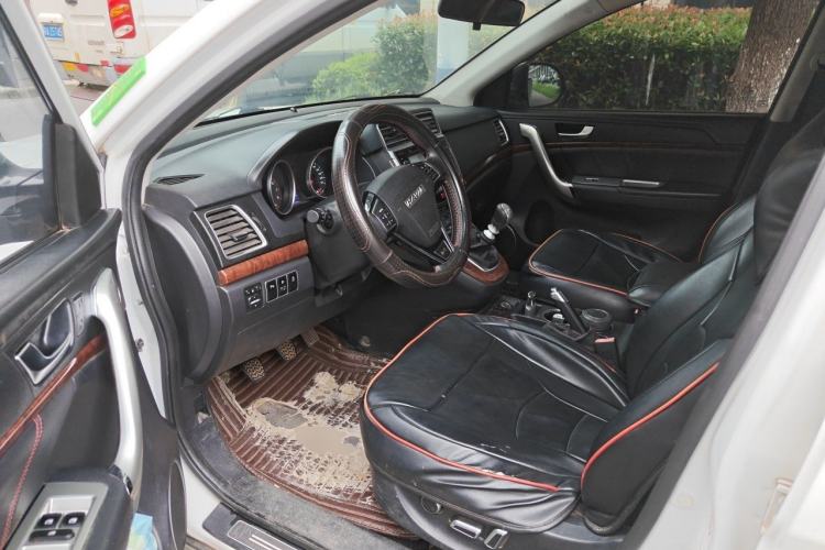 Used Haval H6 2015 Revised Version Sport Edition 1.5T Manual Transmission Two-Wheel Drive Elite Grade Driver Seat
