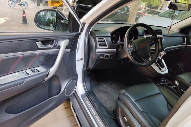 Used Haval H6 2015 Sport Edition 1.5T Automatic Two-Wheel Drive Luxury Model Driver Seat