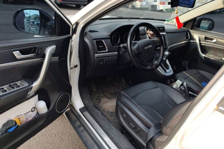 Used Haval H6 2015 Sport Edition 1.5T Automatic Two-Wheel Drive Luxury Model Driver Seat